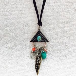 🚨CLOSET CLOSING🚨 Tribal Brown Leather Lace Necklace